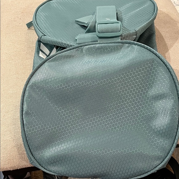 Reebok Perth II Trellis Duffel Bag/NWT - Picture 13 of 13